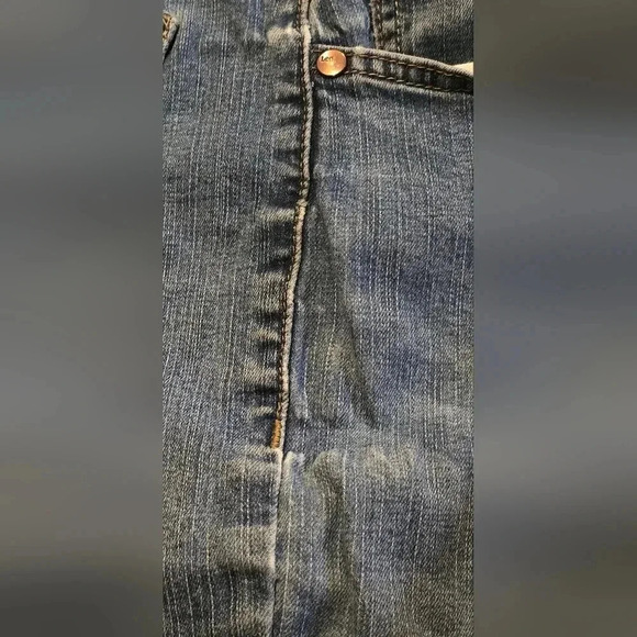 Lee, Size 10, Slender Secret Bootcut Jeans - Picture 6 of 10